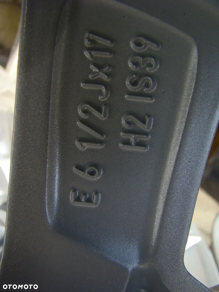 a137 5x112 BMW X1 F48 F49 U11 U12 X2 F39 F40 F44 F45 F46 U06 6,5jx17 czujniki - 7