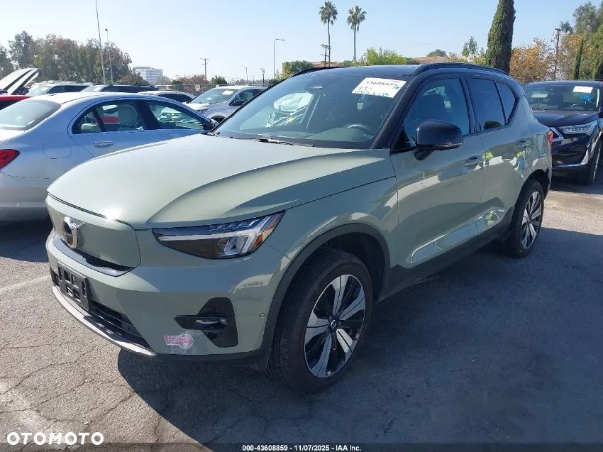 Volvo XC 40 - 2