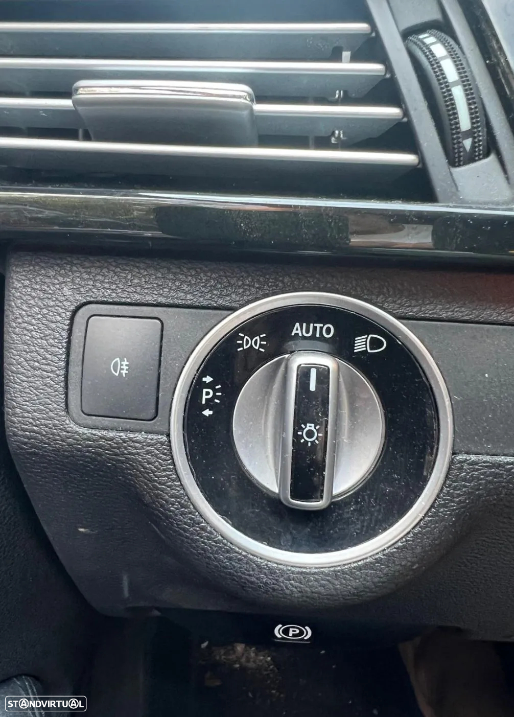 Mercedes-Benz E 220 BlueTEC Avantgarde Auto. - 13