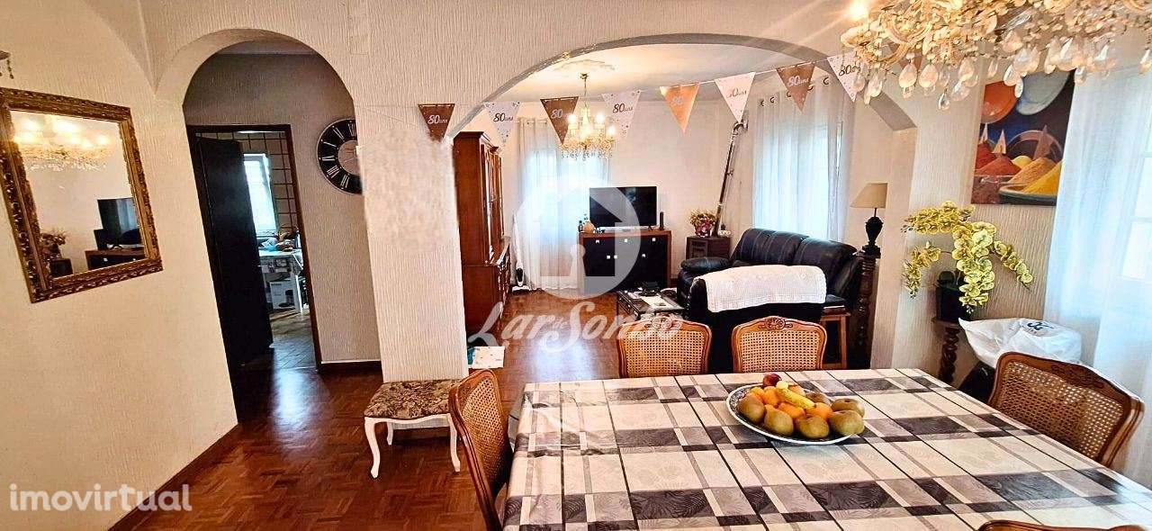 Moradia T5 Independente a 300m da Praia - Grande imagem: 2/30