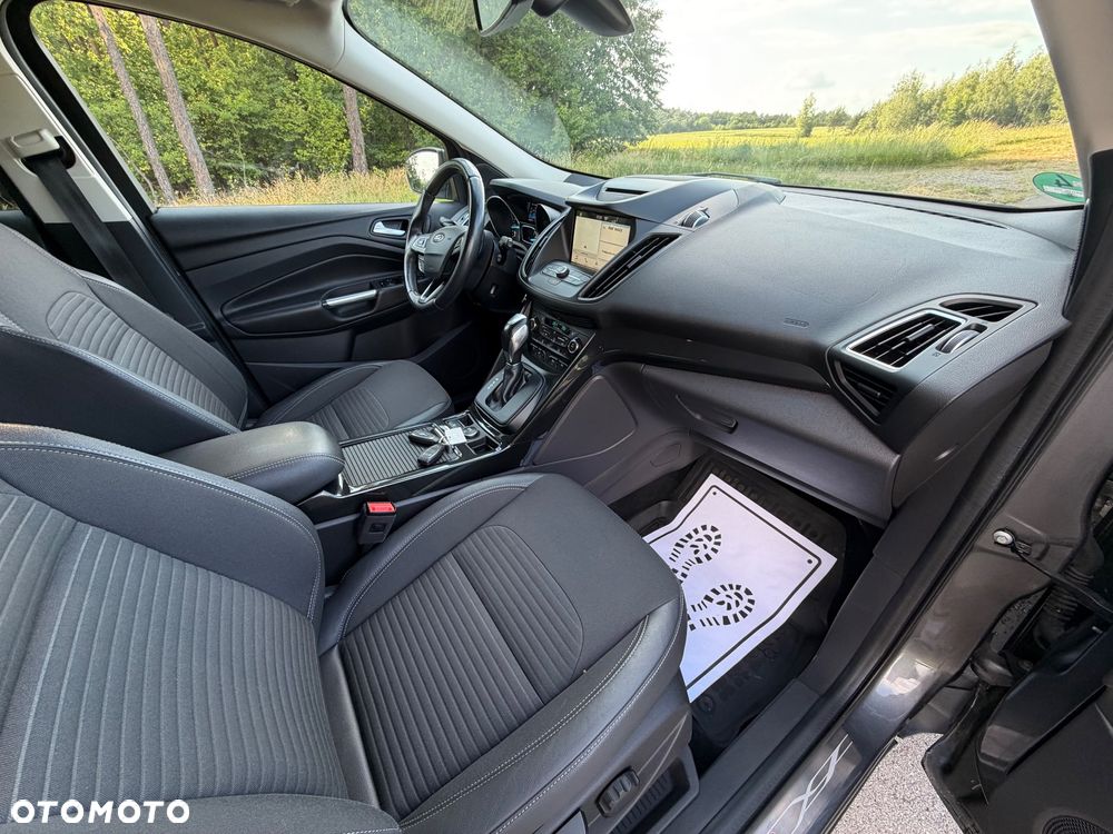 Ford Kuga - 9