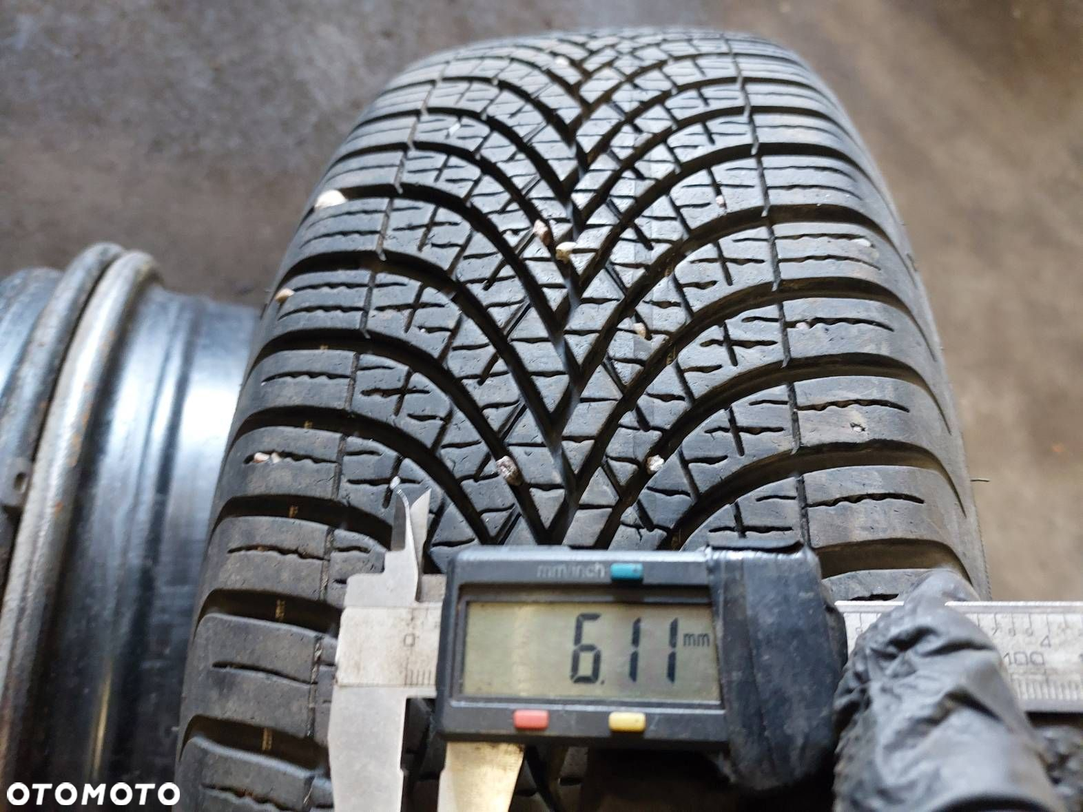 FELGI STALOWE 4 SZT 4x100 6Jx15 ET40 FI60,1 RENAULT CLIO III - 10