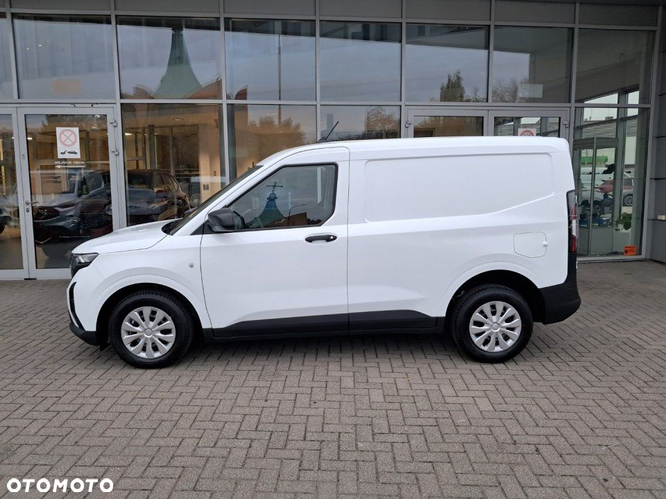 Ford Transit Courier - 3