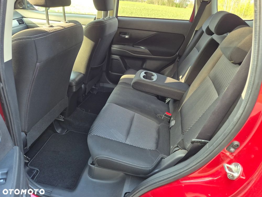 Mitsubishi Outlander 2.0 2WD Edition - 13