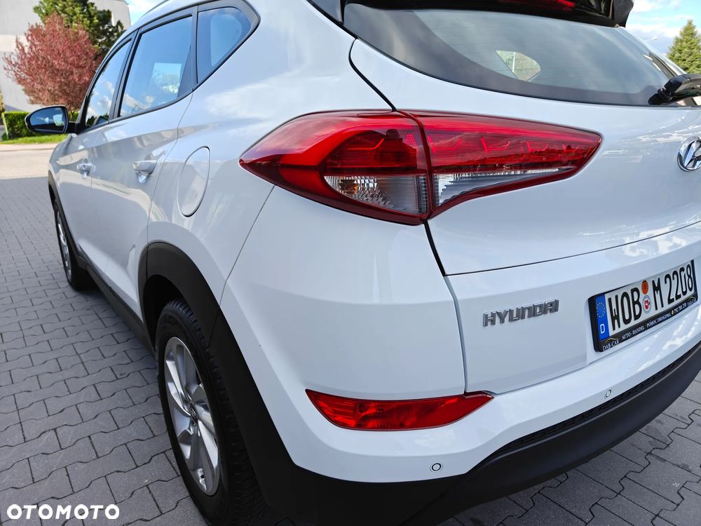 Hyundai Tucson blue 1.7 CRDi 2WD DCT Premium - 18