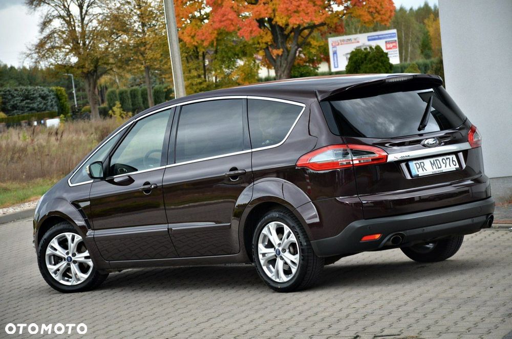 Ford S-Max - 12