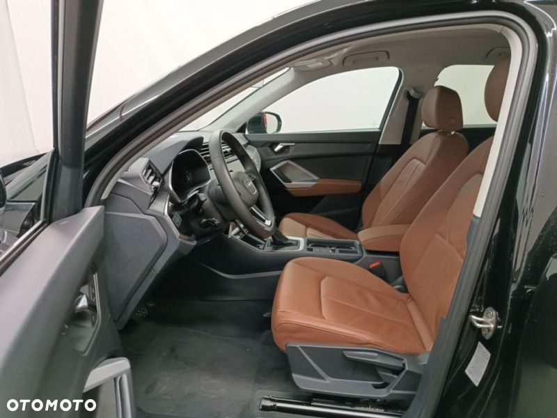 Audi Q3 35 TDI Quattro S tronic - 9