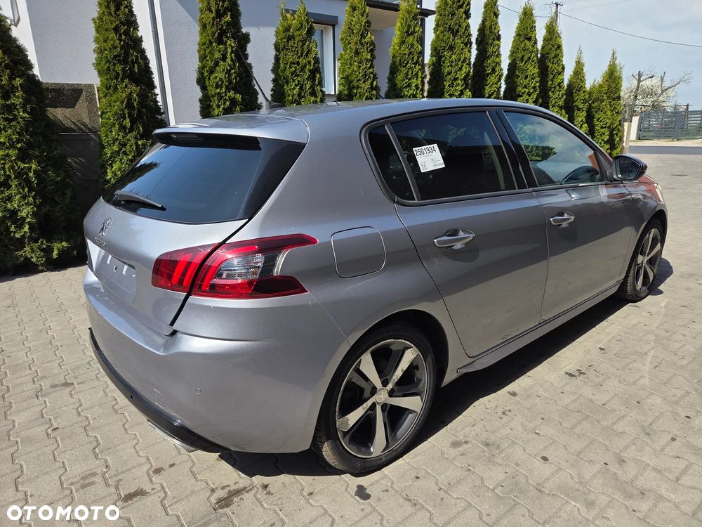 Peugeot 308 - 3