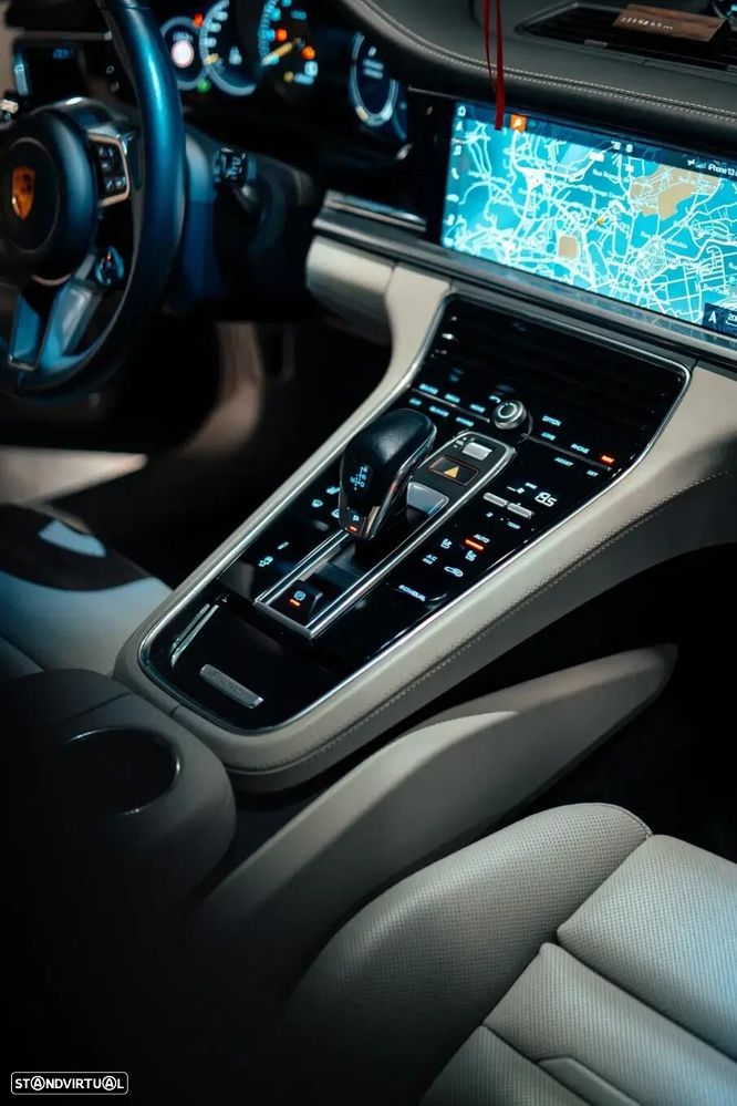 Porsche Panamera Sport Turismo — fotografia 6