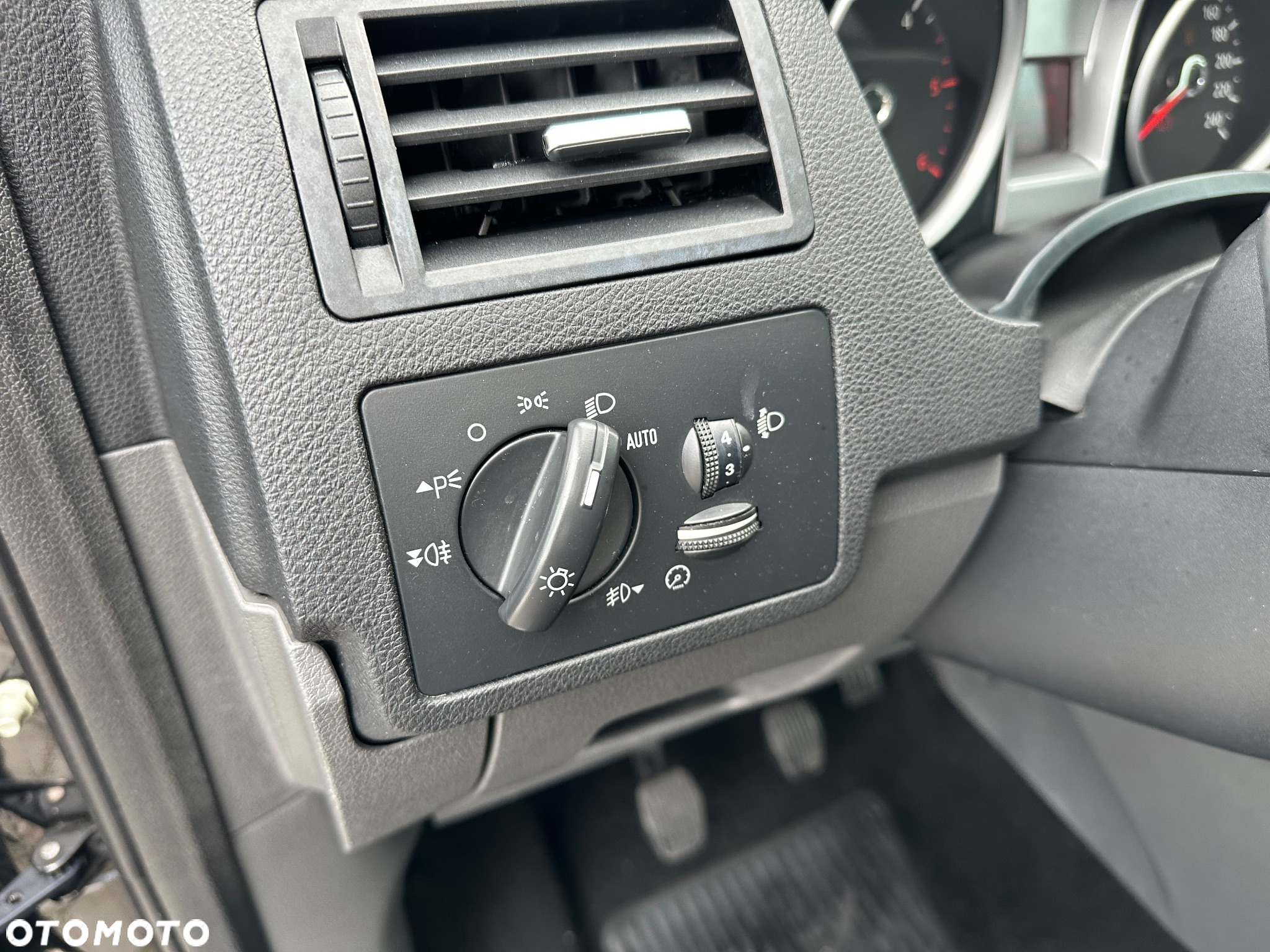 Ford Kuga 2.0 TDCi Trend - 18