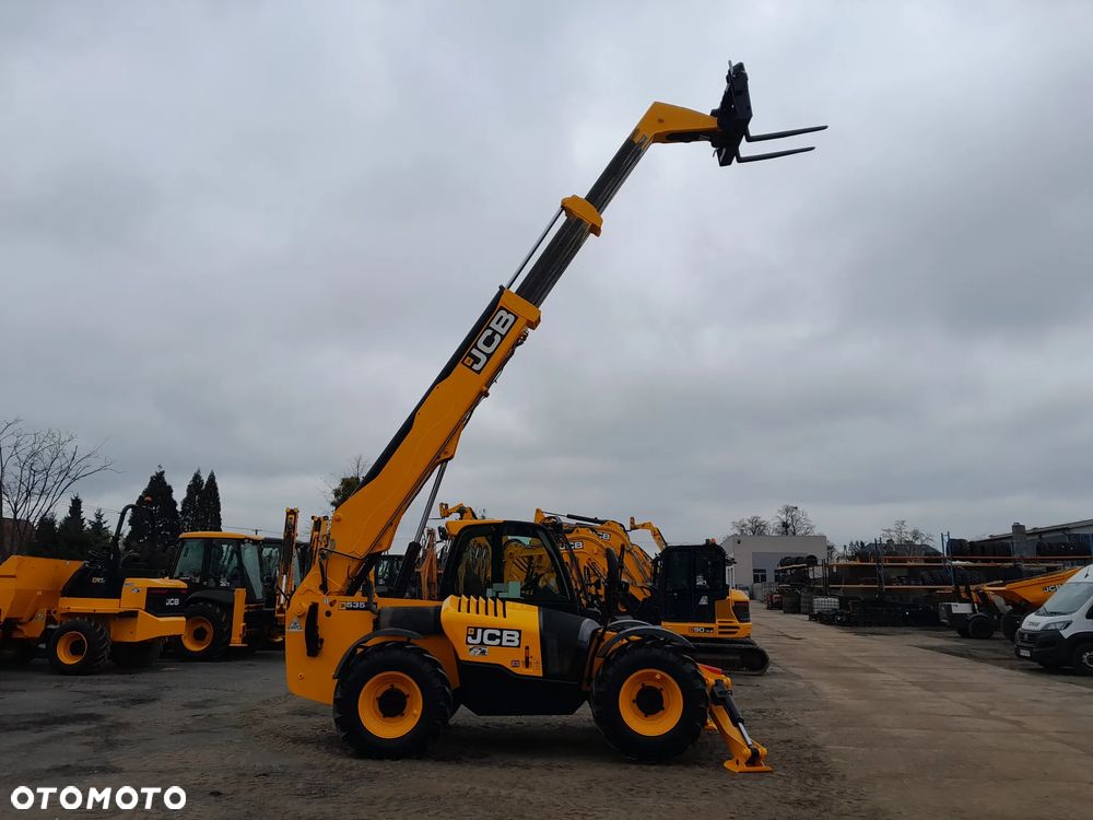 JCB 535-125 HI VIZ - 9