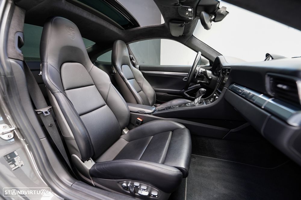 Porsche 911 (991) Turbo PDK - 4