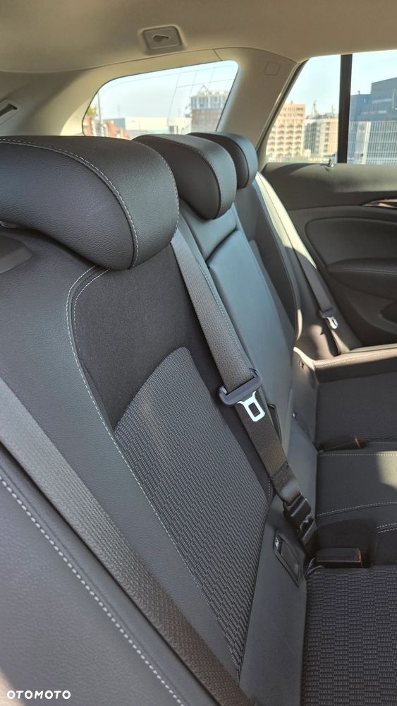 Opel Insignia 1.6 CDTI Innovation S&S - 23