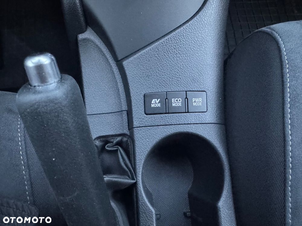 Toyota Auris - 31