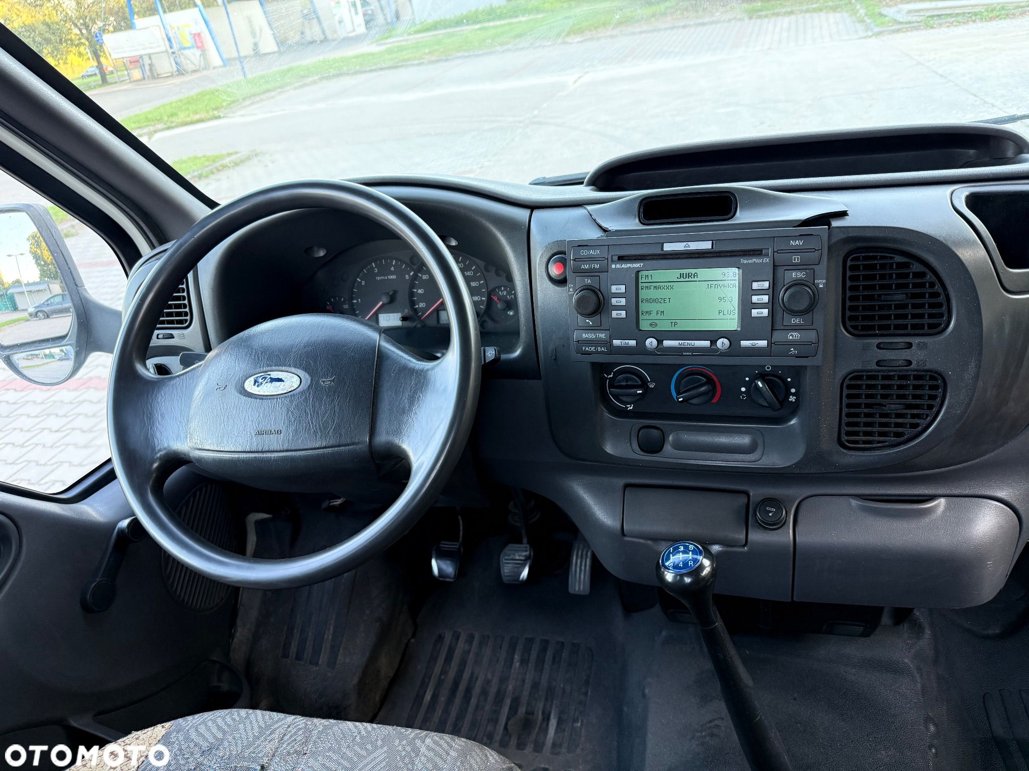 Ford transit - 19
