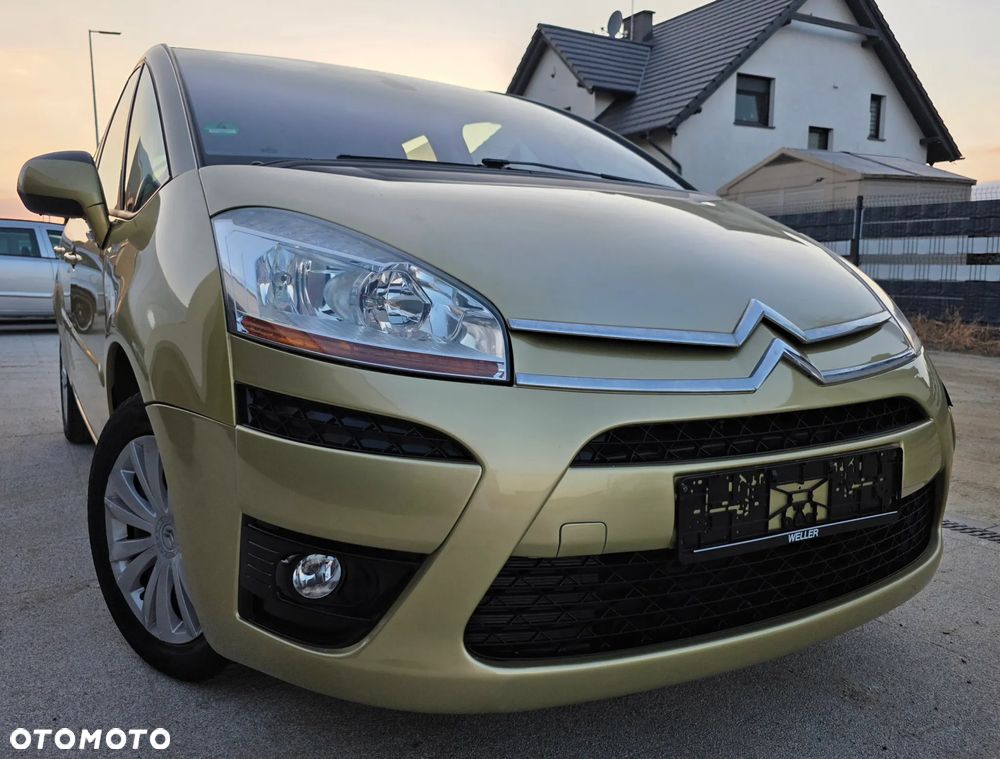 Citroën C4 Picasso 1.8 16V Advance - 1