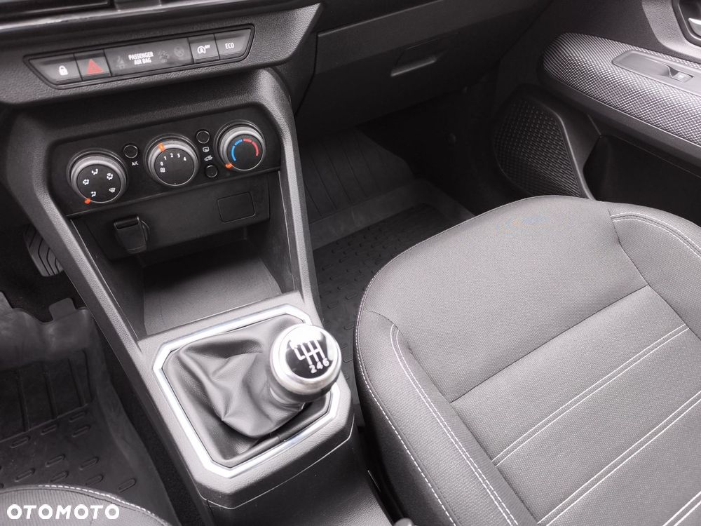 Dacia Sandero - 25