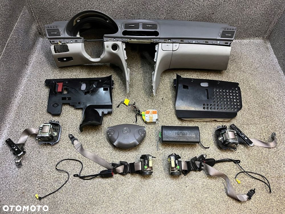 Kokpit deska pulpit pasy bezpieczenstwa poduszki modul AIRBAG Mercedes W211 - 1