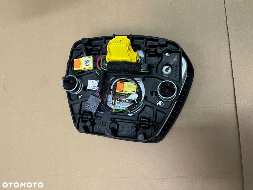 konsola audi e-tron skÓra audi etron deska airbag pasy kokpit audi q8 etron - 8