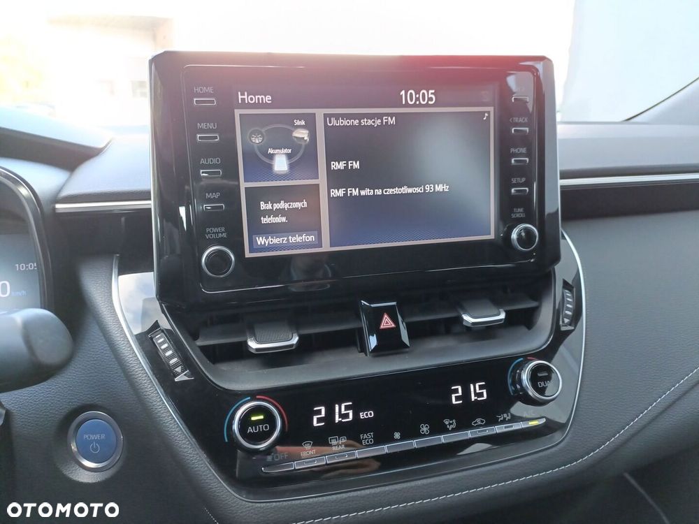 Toyota Corolla 1.8 Hybrid Comfort - 18