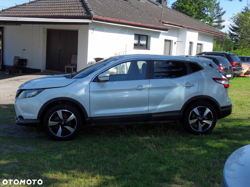 Nissan Qashqai 1.5 dCi N-Connecta - 2