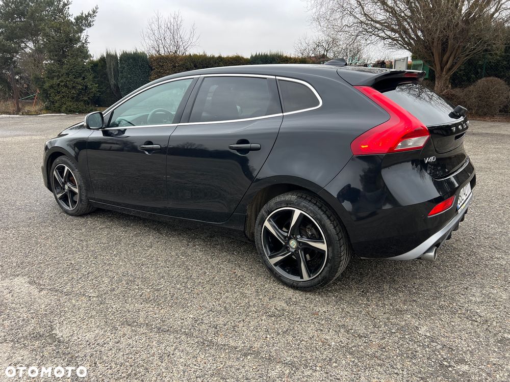 Volvo V40 D3 R Design - 39