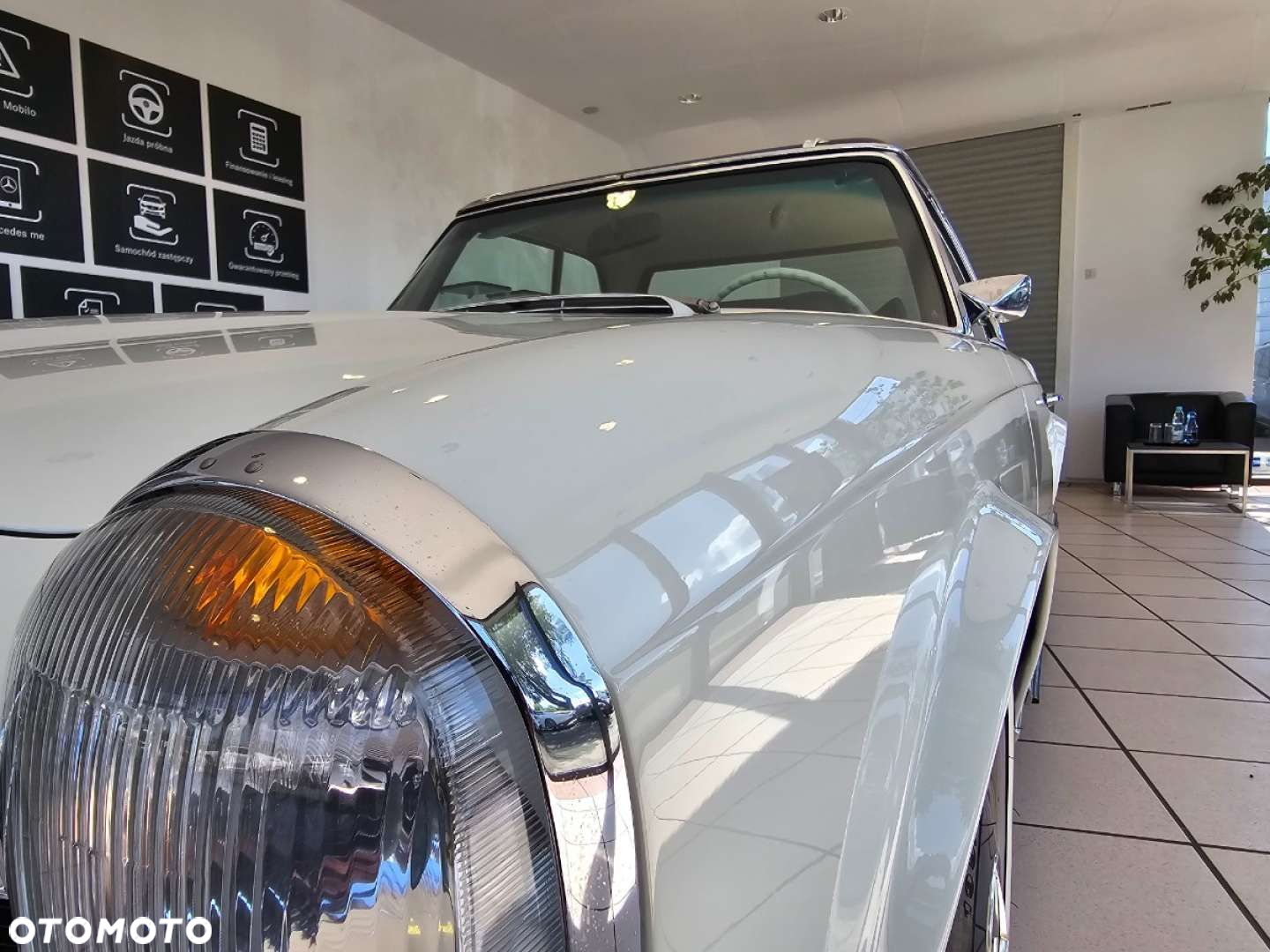 Mercedes-Benz SL - 10