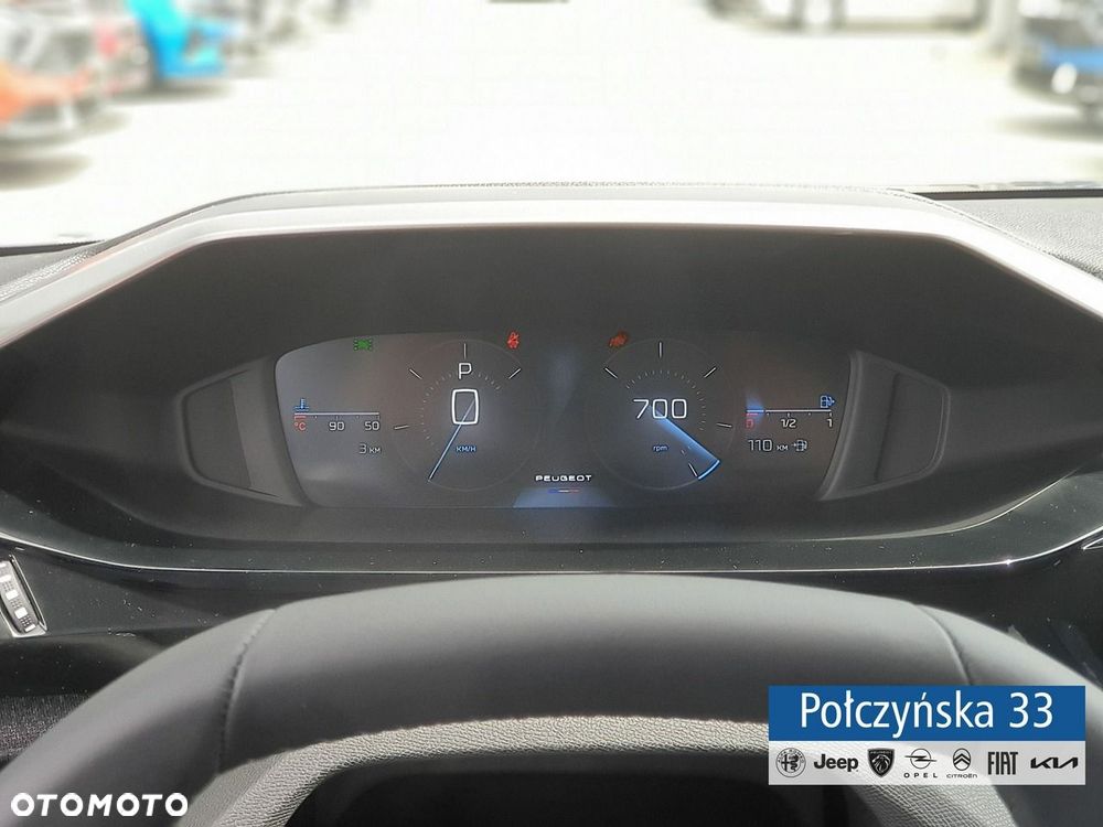 Peugeot 408 - 11