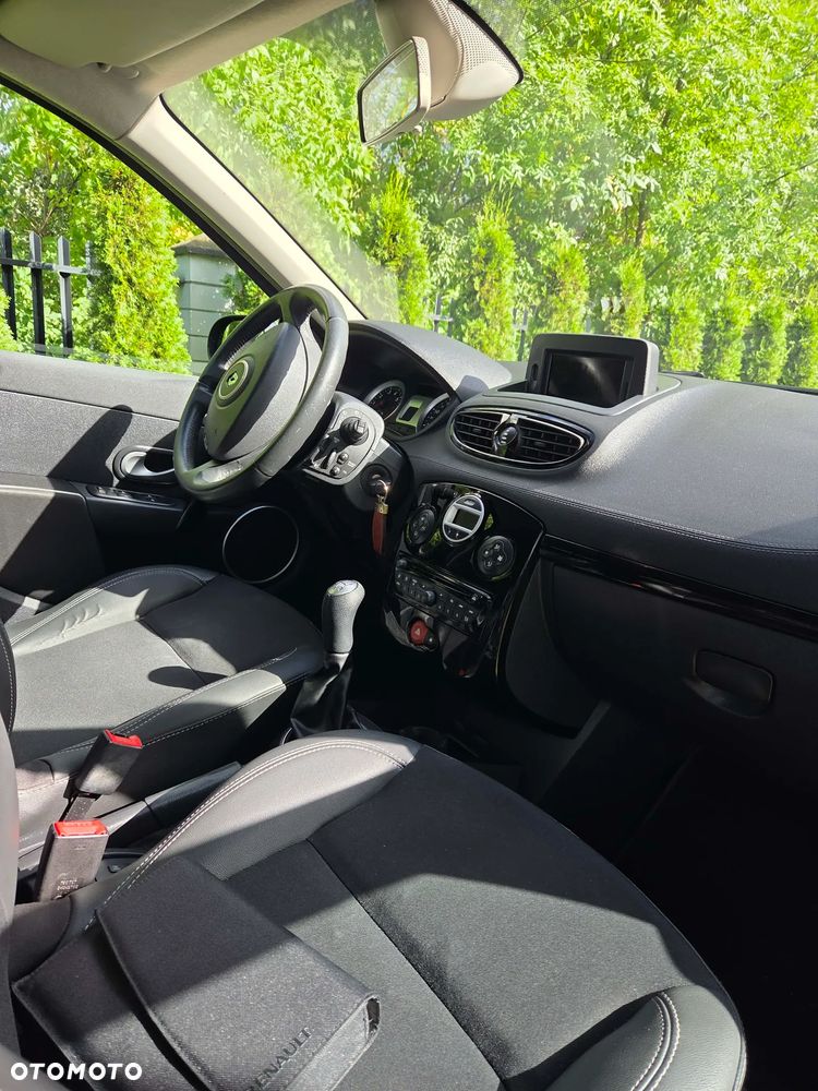 Renault Clio 1.2 16V TCE Night&Day - 15