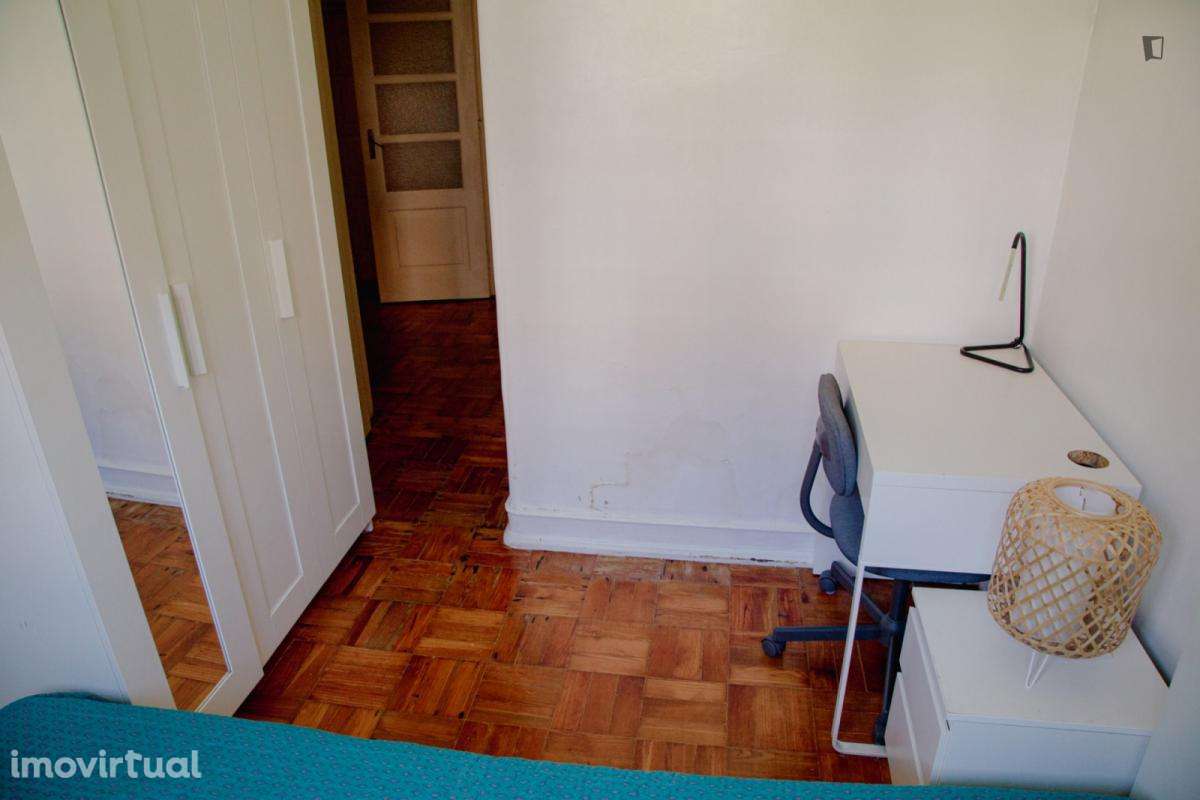 Quarto - localizado em Alvalade Lisbon - Grande imagem: 2/18