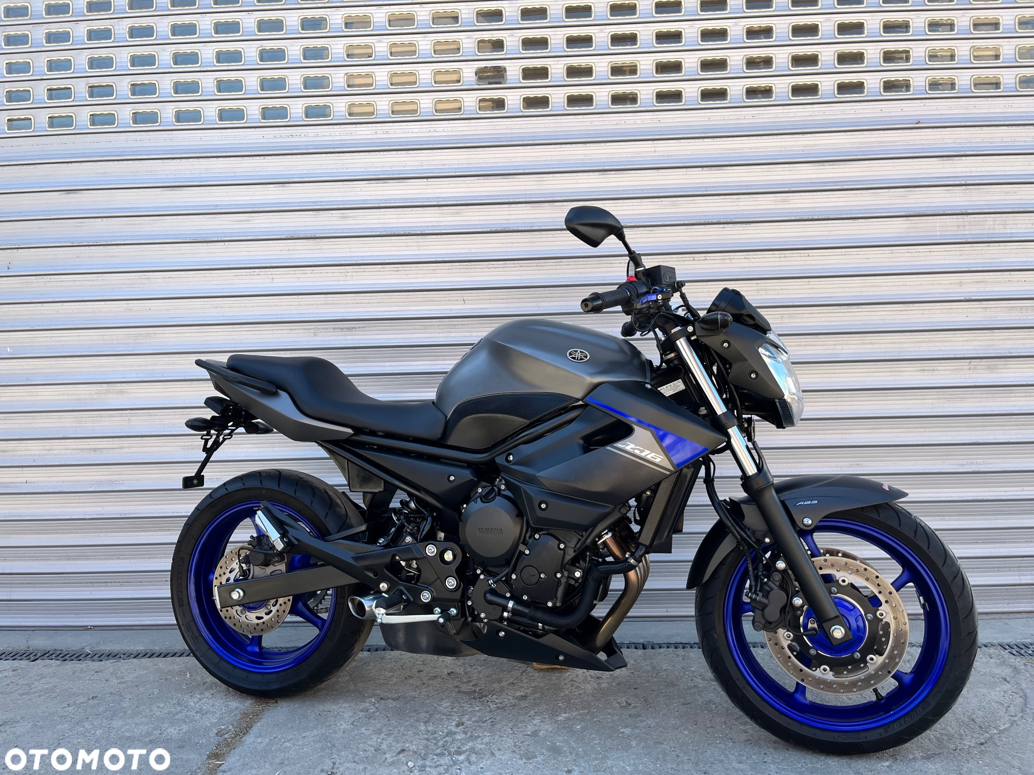 Yamaha XJ - 4
