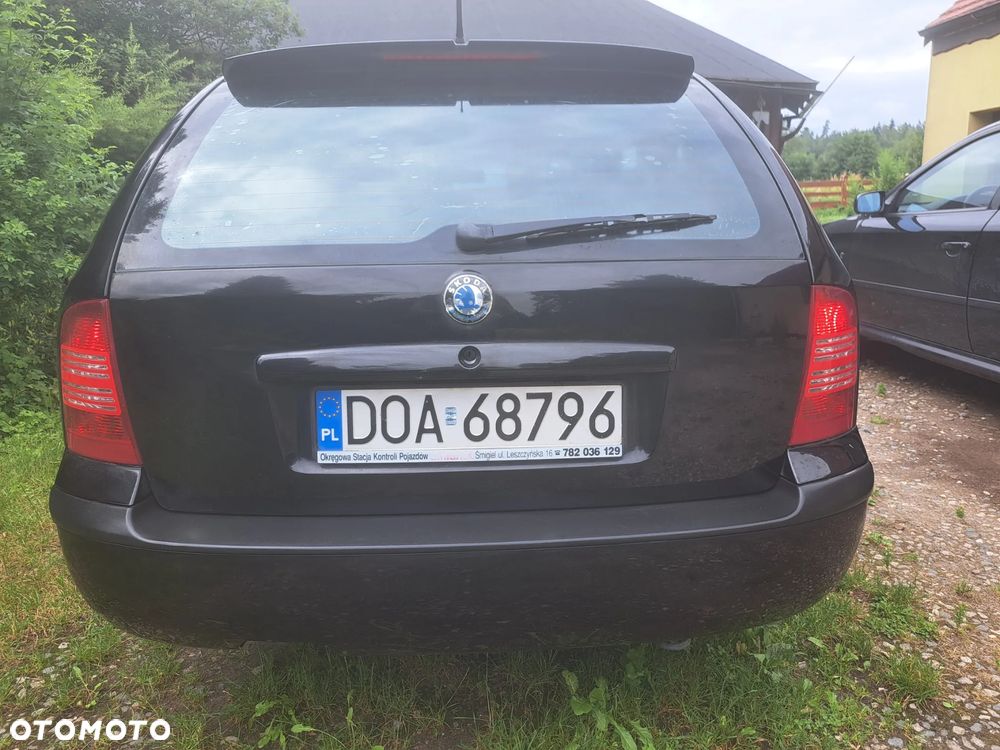 Skoda Octavia 1.8T Tour RS - 5
