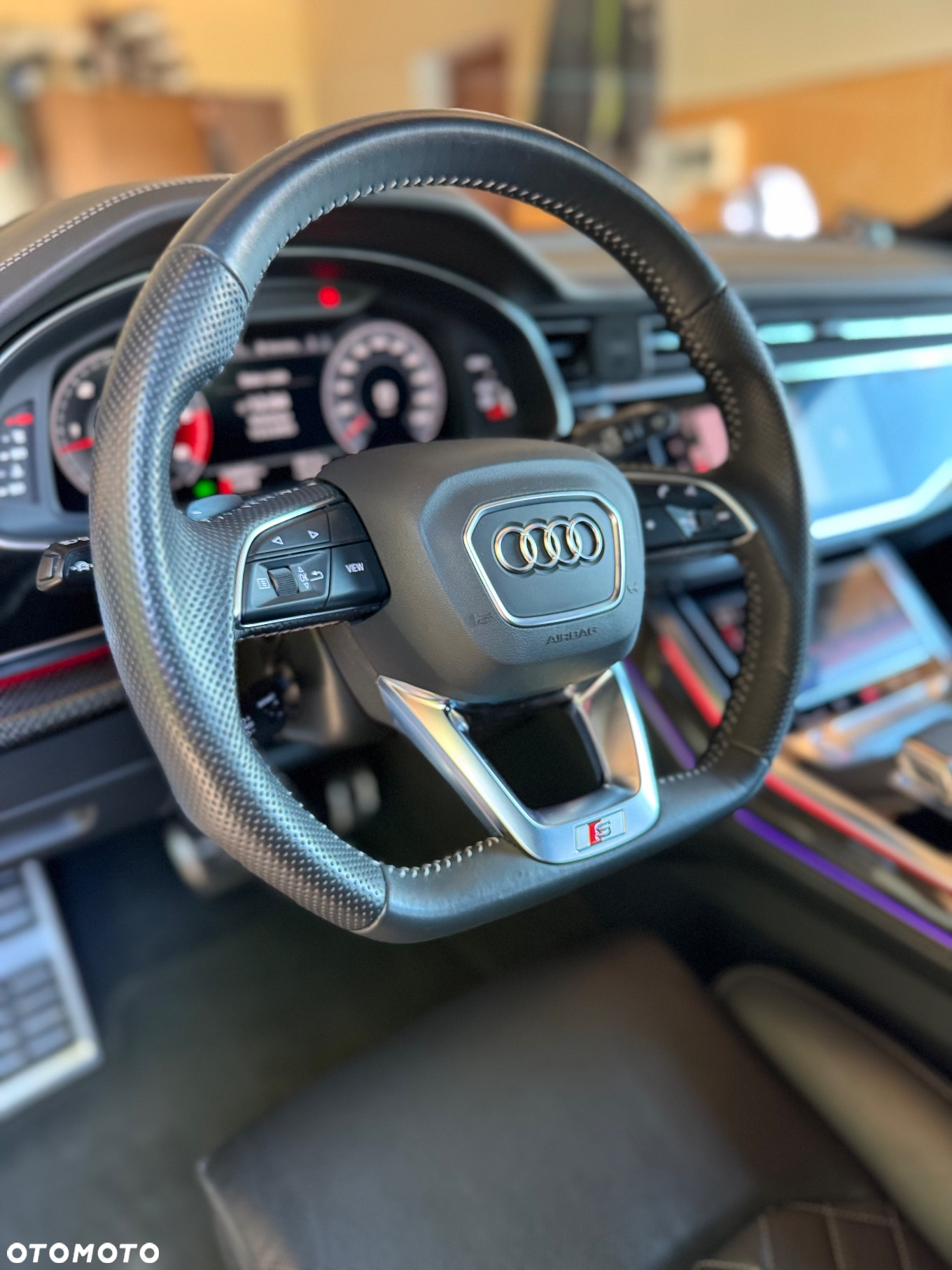 Audi SQ8 - 23
