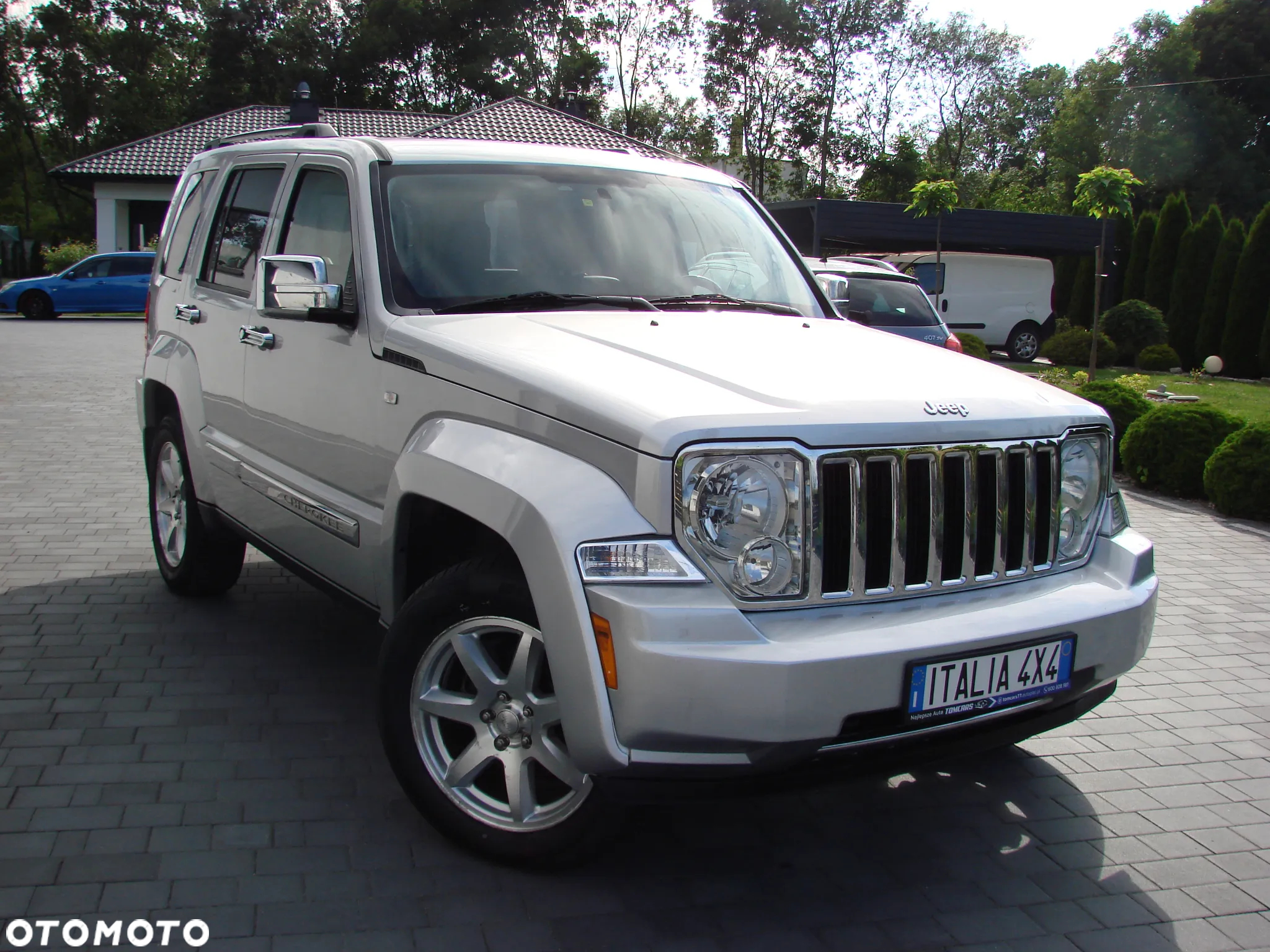 Jeep Cherokee - 3