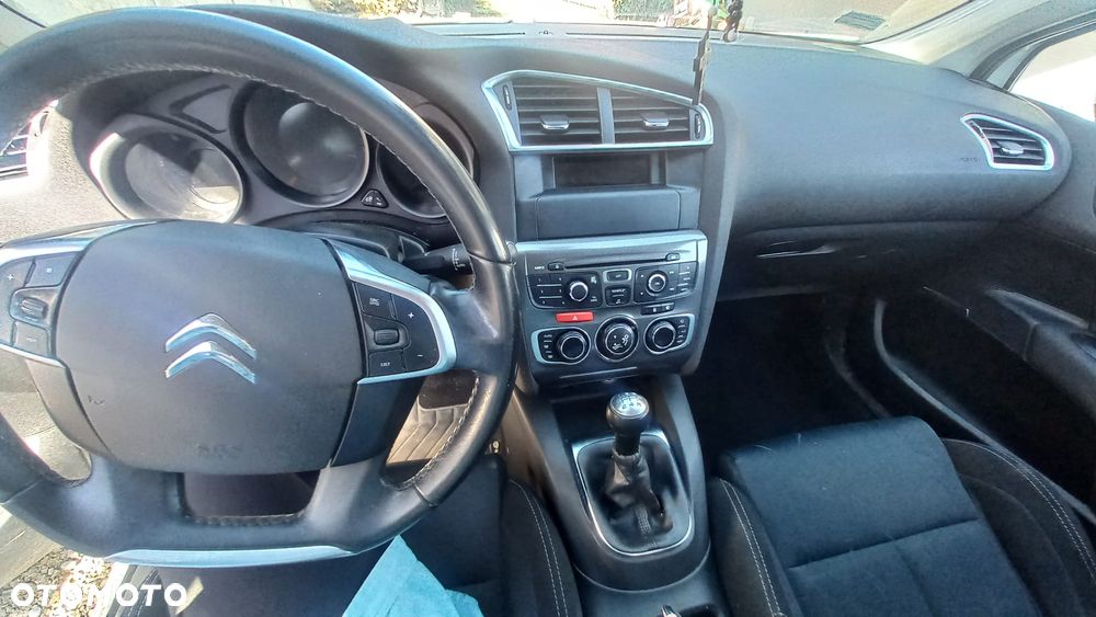 Citroën C4 1.6 HDi Selection - 6