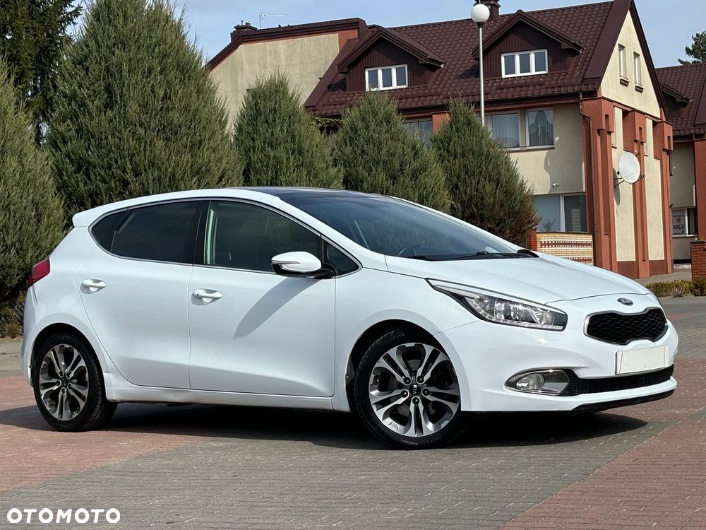 Kia Ceed 1.6 GDI DCT Platinum Edition - 9