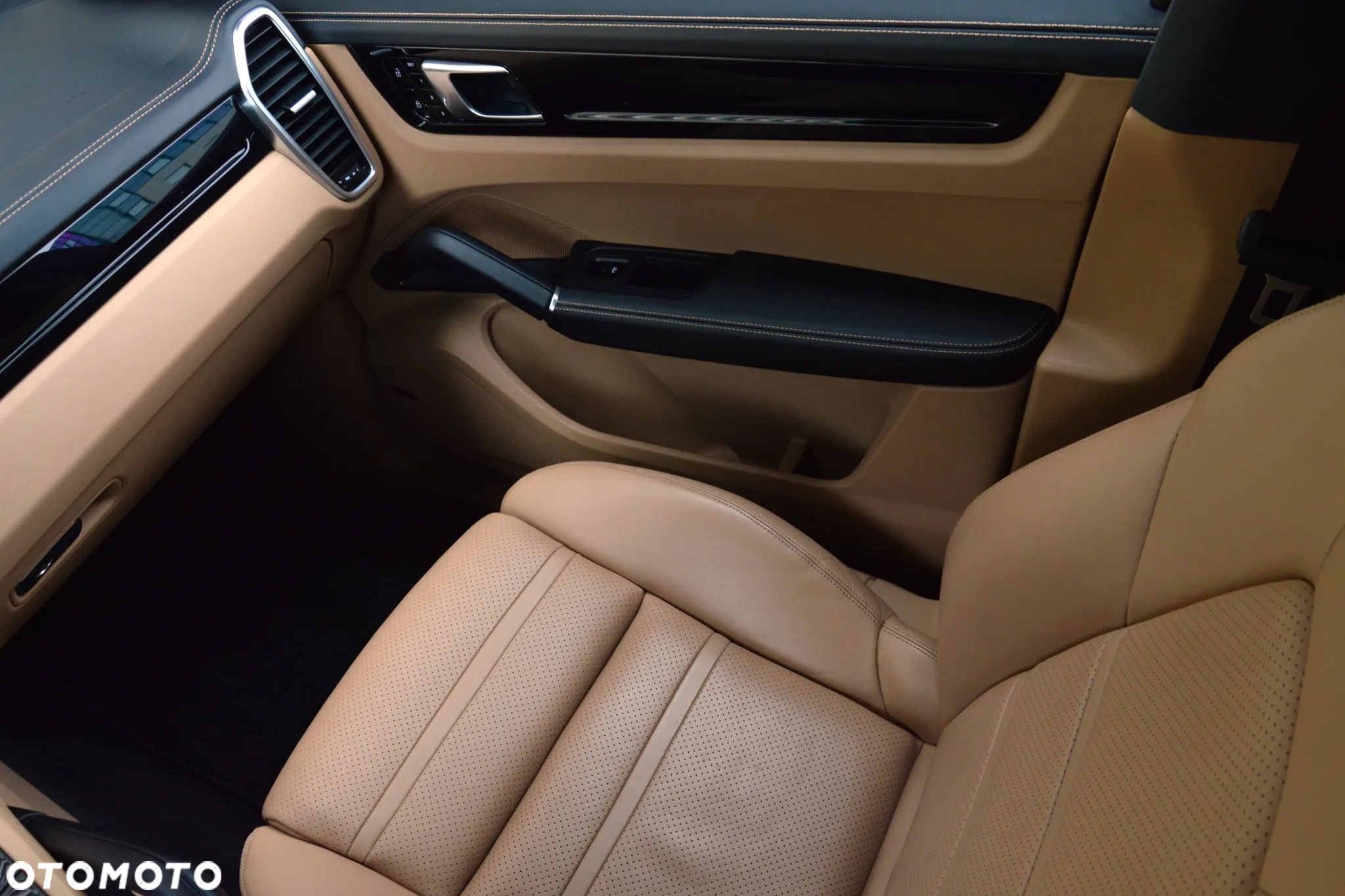 Porsche Cayenne Standard - 27