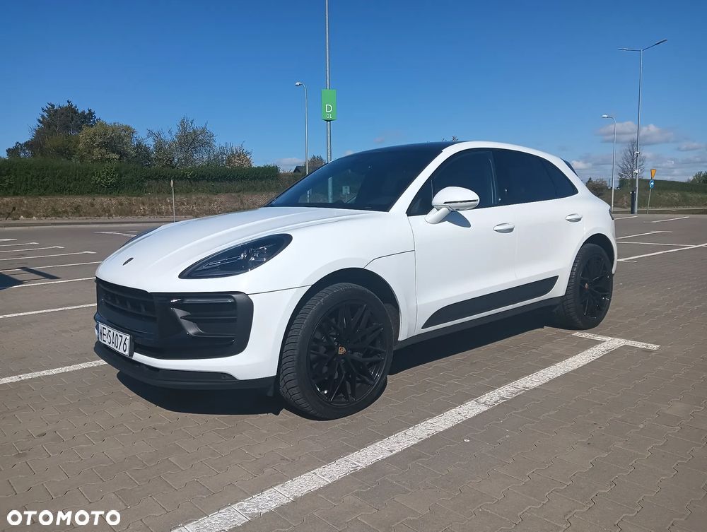 Porsche Macan Standard - 1