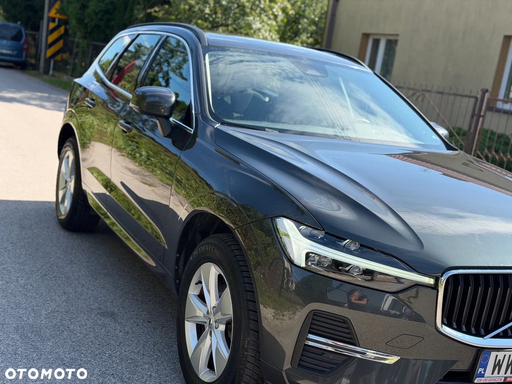 Volvo XC 60 B4 B Momentum Pro - 37