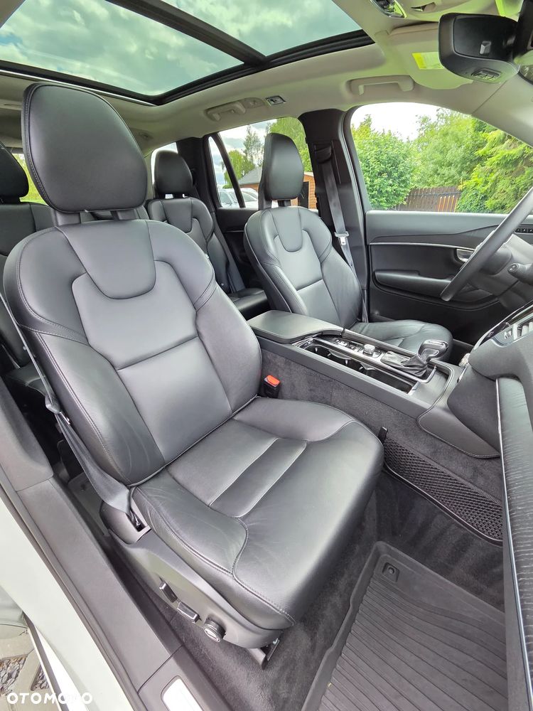 Volvo XC 90 T5 AWD Momentum 7os - 23