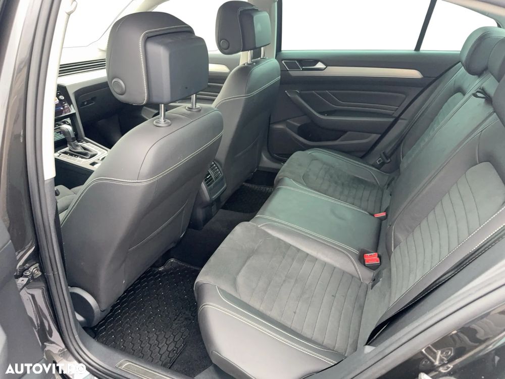 Volkswagen Passat 2.0 TDI DSG Highline - 12