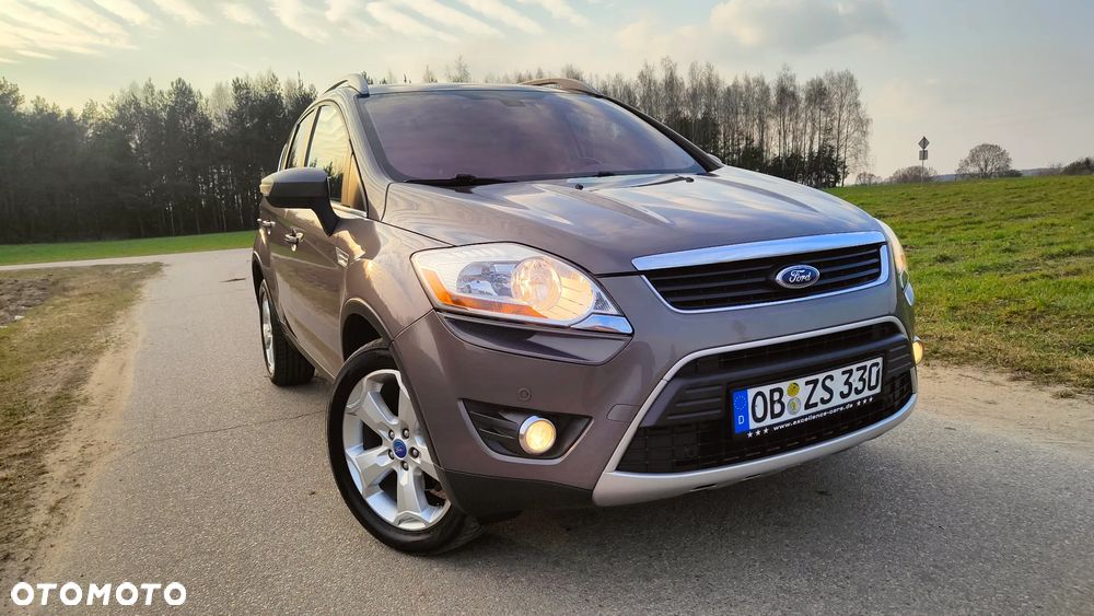 Ford Kuga 2.0 TDCi 4x4 Titanium - 22