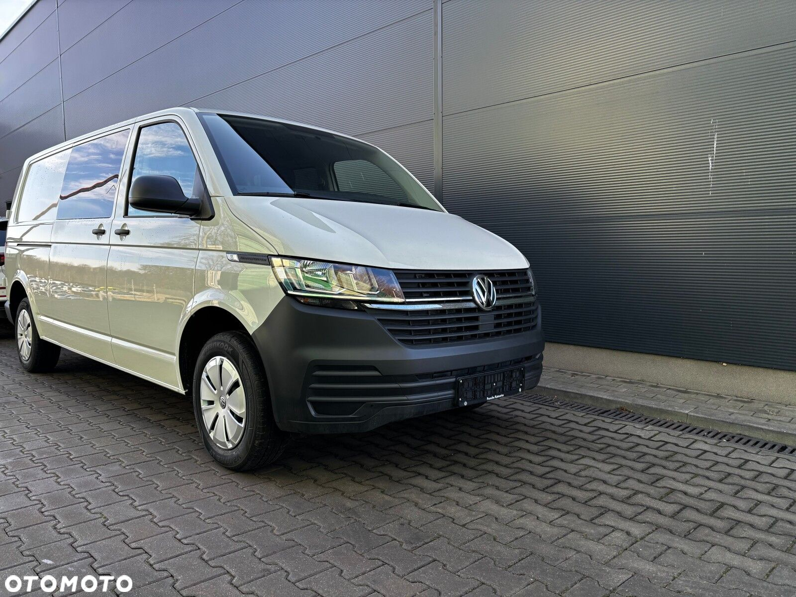 Volkswagen Transporter T6.1 Furgon 3400 2.0TDI 150KM 6b. 3m. - 10