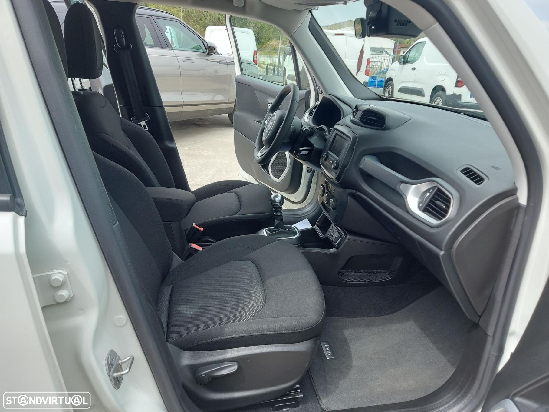 Jeep Renegade 1.0 T Sport - 16