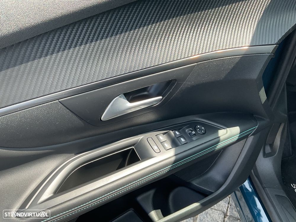 Peugeot 5008 1.5 BlueHDi Allure - 21