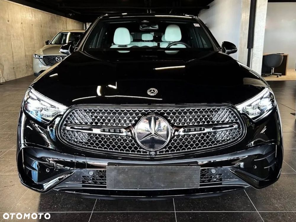 Mercedes-Benz GLC - 4