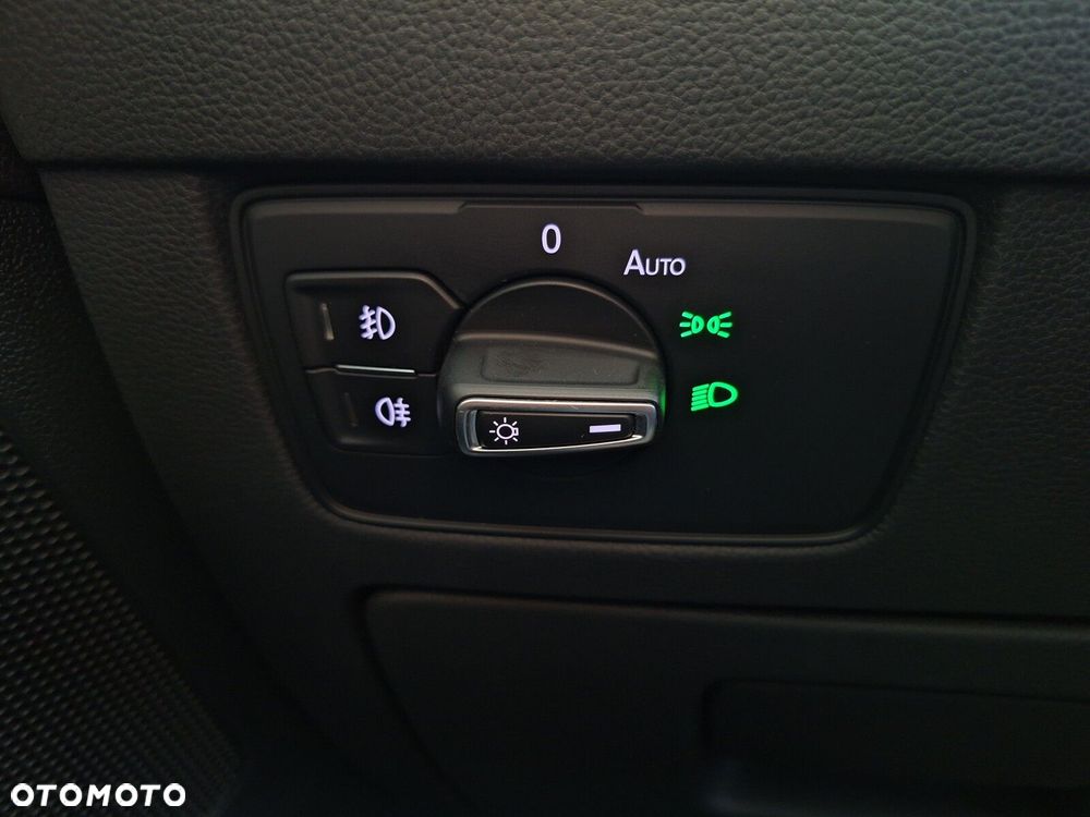 Volkswagen Passat 2.0 TSI Elegance DSG - 40