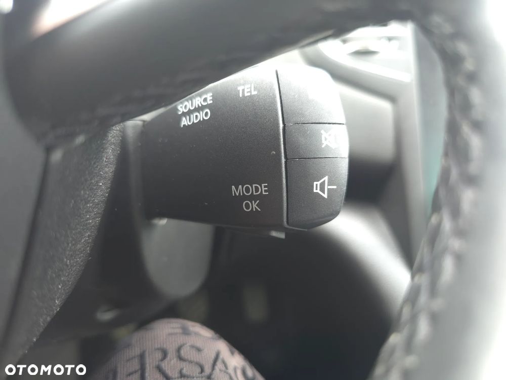 Renault Megane 1.3 TCe FAP Limited - 25