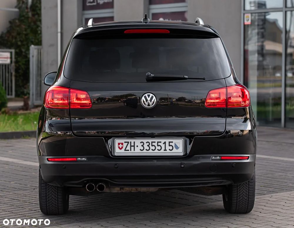 Volkswagen Tiguan - 11