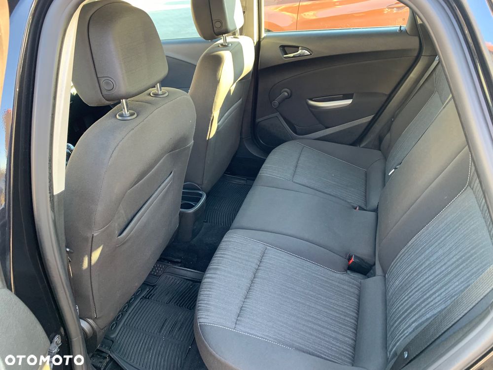 Opel Astra - 11